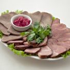 Мясное ассорти: свиная шейка из Прибалтики, отварной язычок (подается с красным хреном)
